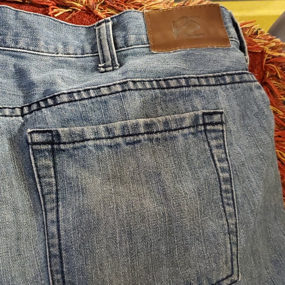 PERRY ELLIS PREMIUM DENIM JEANS